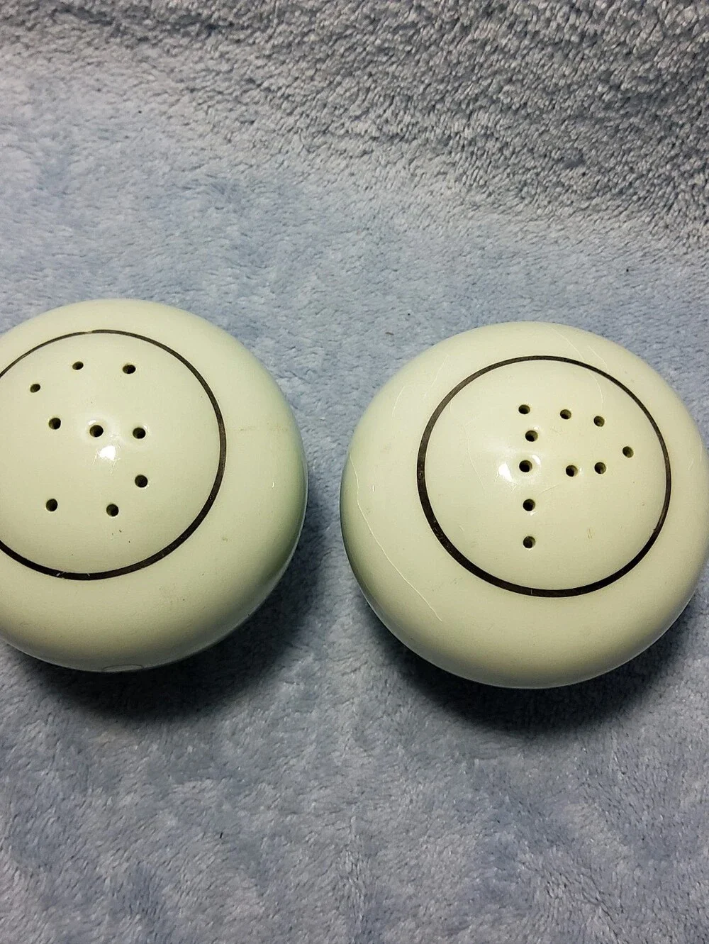 Vintage 1950s Nobility Permaware Mist S&P Shakers MCM Atomic Daisies No Stoppers